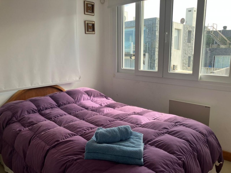 Excelente Penthouse reciclado primera linea frente al mar en Montoya